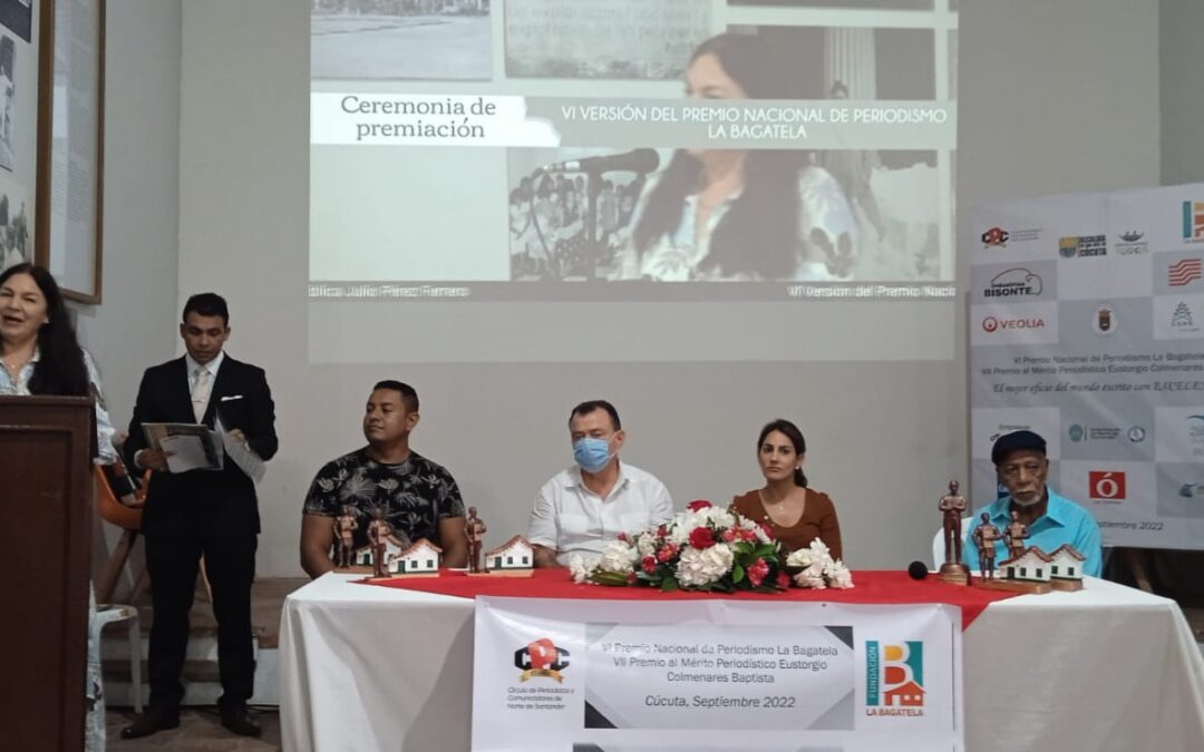 Radar  recibió el Premio Nacional de Periodismo la  Bagatela en la  Categoría Radio